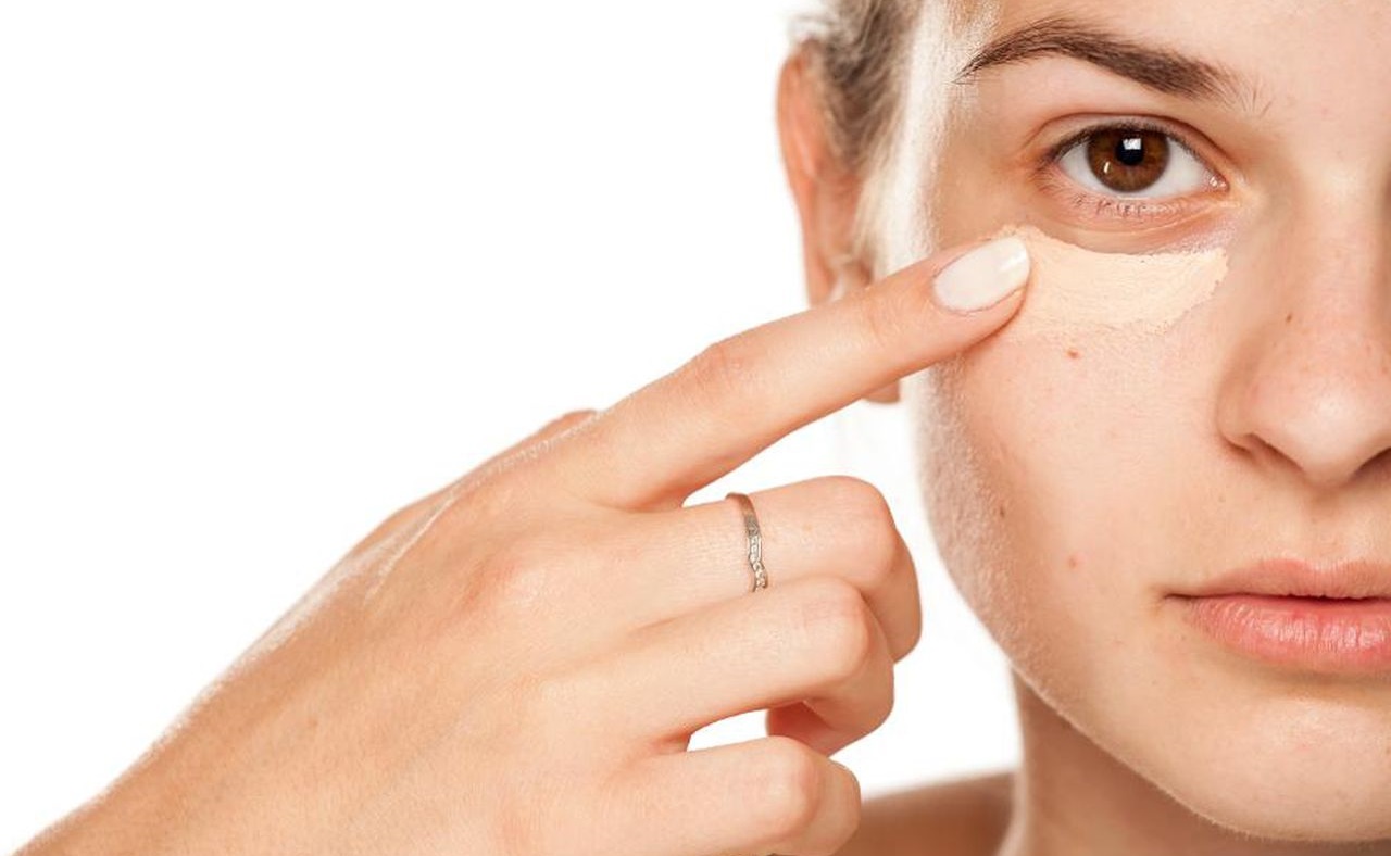 Corrector ojeras 1